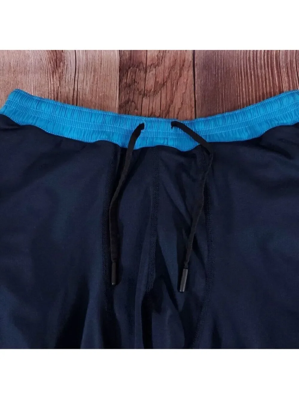 Lululemon Mens Medium 8.5